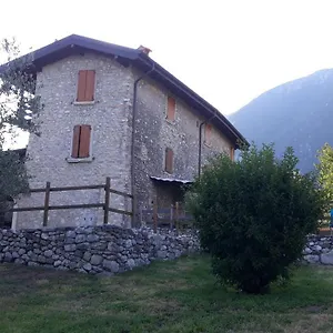 Feriehus Ca Dei Casai Apartment, Di Garda E Relax. Gaino